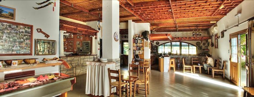 Imagen del bar/restaurante del Hotel Armonia, Matala. Foto 5