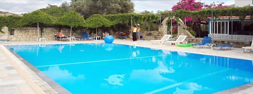 Imagen de la piscina del Hotel Armonia, Matala. Foto 18