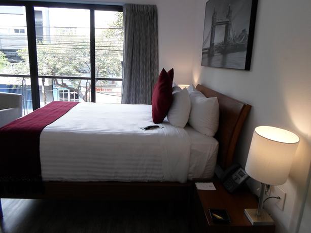 Imagen de la habitación del Hotel Armonik Suites. Foto 13