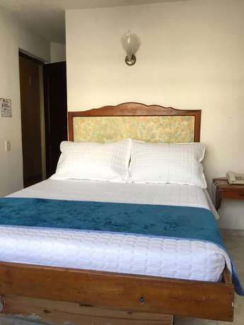 Imagen de la habitación del Hotel Armont. Foto 3