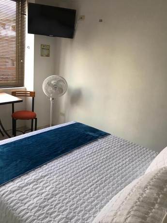 Imagen de la habitación del Hotel Armont. Foto 4