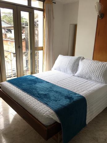 Imagen de la habitación del Hotel Armont. Foto 6