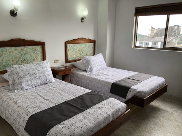 Imagen general del Hotel Armont. Foto 1