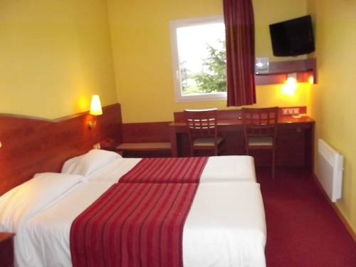 Imagen de la habitación del Hotel Armony. Foto 16
