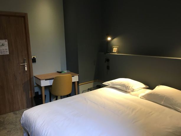 Imagen de la habitación del Hotel Armoricaine. Foto 11
