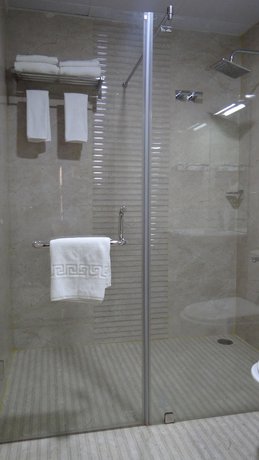 Imagen de la habitación del Hotel Arna. Foto 14