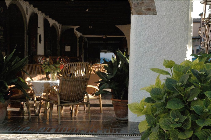 Imagen del bar/restaurante del Hotel Arnaldo Aquila D'oro. Foto 2