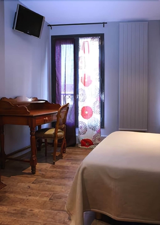Imagen de la habitación del Hotel Arnaud Bernard. Foto 4