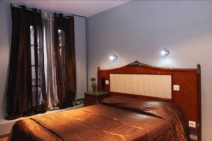 Imagen de la habitación del Hotel Arnaud Bernard. Foto 12