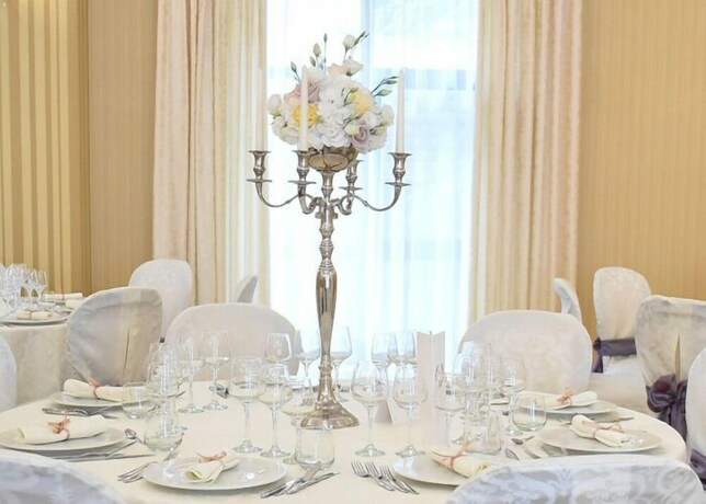 Imagen del bar/restaurante del Hotel Arnia. Foto 21