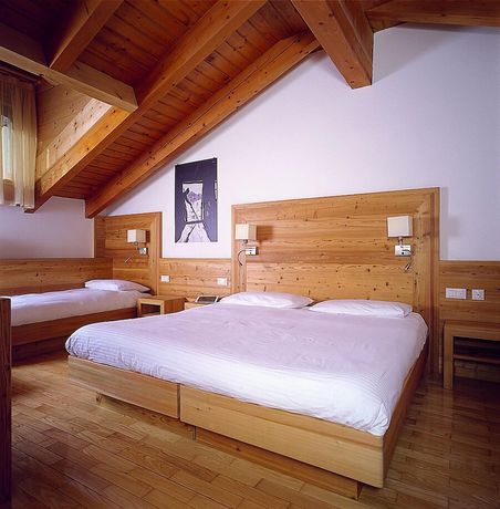Imagen de la habitación del Hotel Arnica. Foto 12