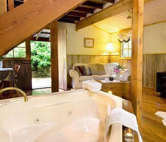 Imagen de la habitación del Hotel Arnica Views. Foto 22