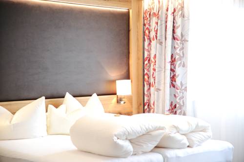 Imagen de la habitación del Hotel Arnika, Brand. Foto 9