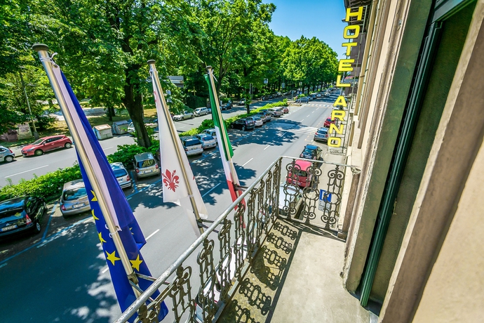 Imagen de los exteriores del Hotel Arno Bellariva. Foto 13