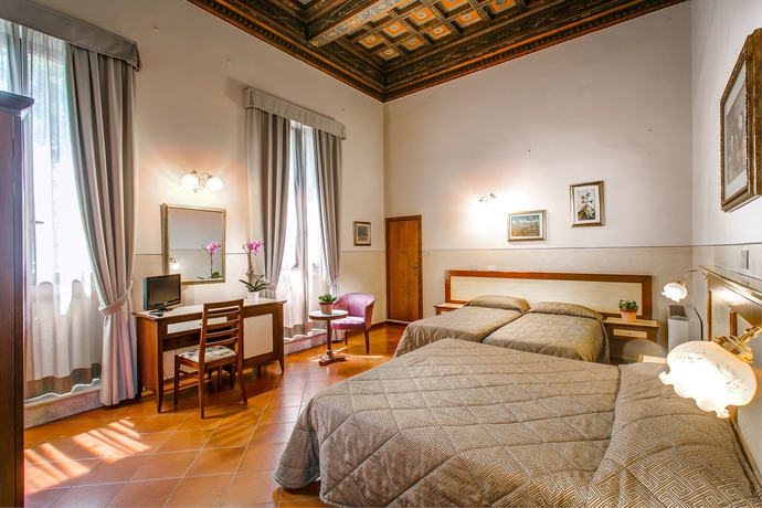 Imagen de la habitación del Hotel Arno Bellariva. Foto 11