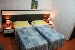 Imagen de la habitación del Hotel Arno. Foto 2