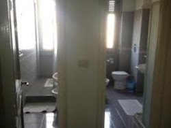 Imagen de la habitación del Hotel Arno. Foto 4