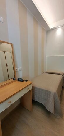 Imagen de la habitación del Hotel Arno, Misano Adriatico. Foto 37