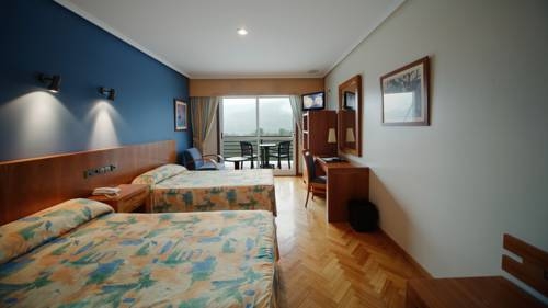 Imagen de la habitación del Hotel Arnoia Caldaria. Foto 13