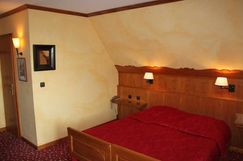 Imagen de la habitación del Hotel Arnold. Foto 5