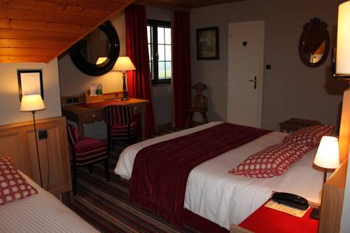 Imagen de la habitación del Hotel Arnold. Foto 13