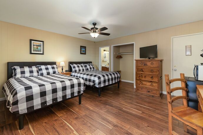 Imagen de la habitación del Hotel Arnold Meadowmont Lodge. Foto 15