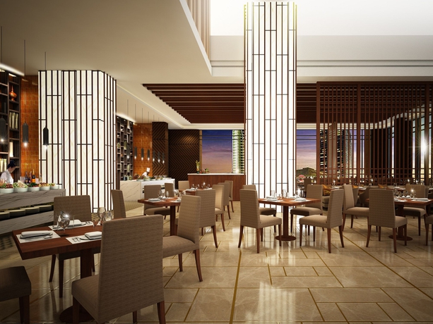 Imagen del bar/restaurante del Hotel Arnoma Grand. Foto 4