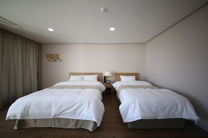 Imagen de la habitación del Hotel Aroha. Foto 7