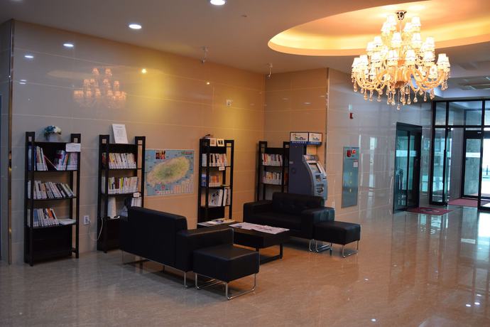 Imagen del bar/restaurante del Hotel Aroha. Foto 3