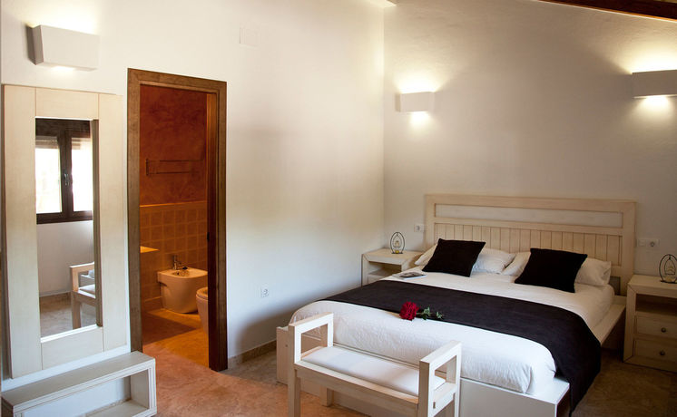 Imagen de la habitación del Hotel Arohaz and Restaurante. Foto 6