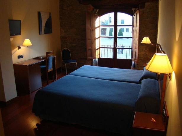 Imagen de la habitación del Hotel Aroi Bierzo Plaza. Foto 9