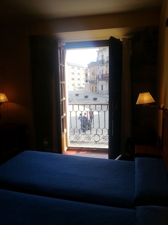 Imagen de la habitación del Hotel Aroi Bierzo Plaza. Foto 10