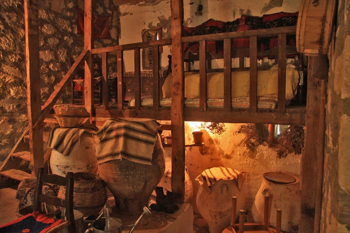 Imagen de los interiores del Hotel Arolithos Traditional Cretan Village. Foto 10