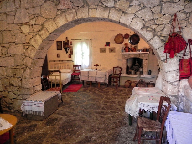 Imagen de los interiores del Hotel Arolithos Traditional Cretan Village. Foto 11