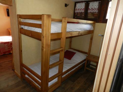 Imagen de la habitación del Hotel Arolla. Foto 3