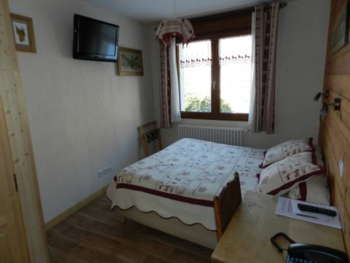 Imagen de la habitación del Hotel Arolla. Foto 10