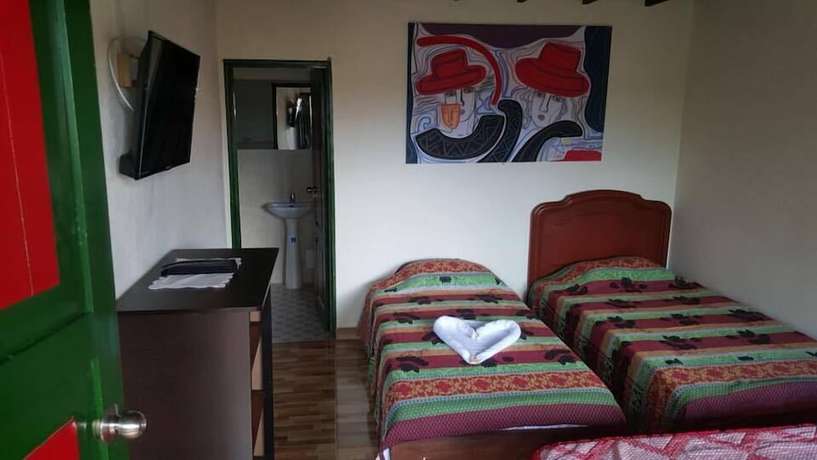 Imagen de la habitación del Hotel Aroma Cafetera. Foto 5