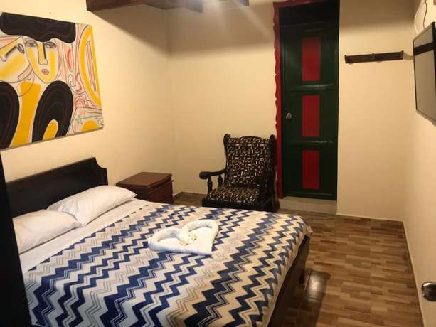 Imagen de la habitación del Hotel Aroma Cafetera. Foto 17