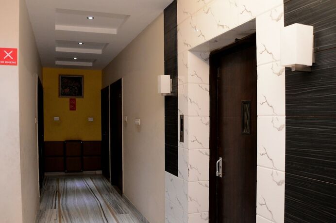 Imagen de los interiores del Hotel Aroma Classic In Central Jaipur. Foto 20
