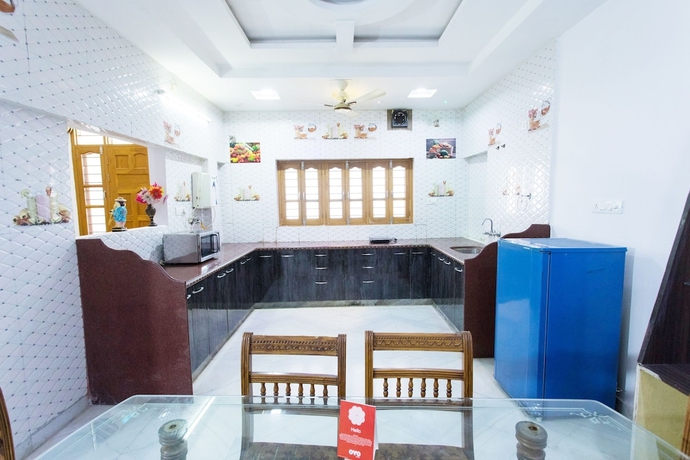 Imagen de la habitación del Hotel Aroma Home Stay. Foto 12