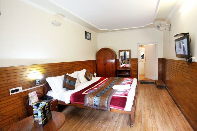 Imagen general del Hotel Aroma Nainital, Nainital. Foto 11