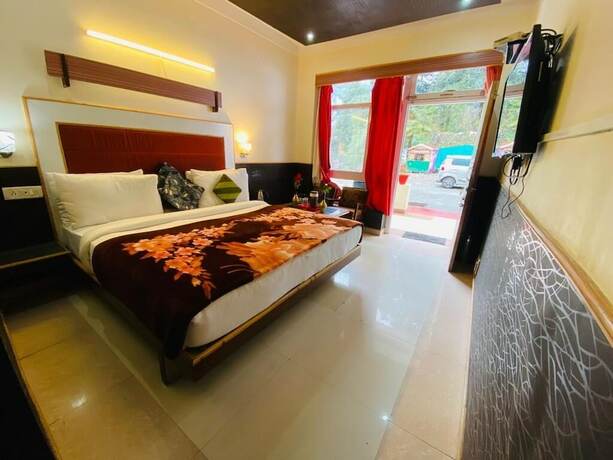 Imagen de la habitación del Hotel Aroma Nainital, Nainital. Foto 17