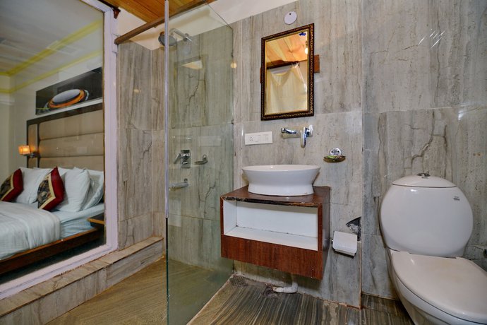 Imagen de la habitación del Hotel Aroma Nainital, Nainital. Foto 6