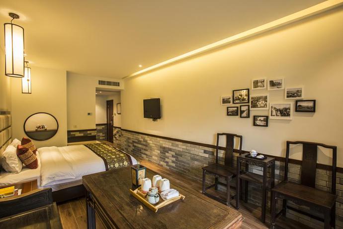 Imagen de la habitación del Hotel Aroma Tea House. Foto 3