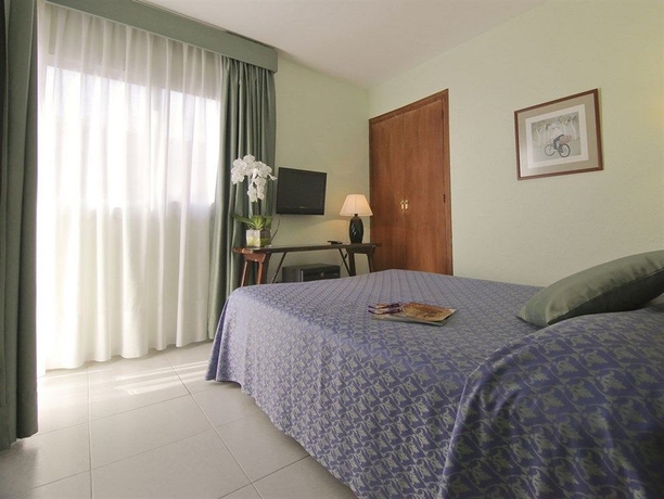 Imagen de la habitación del Hotel Aromar. Foto 6