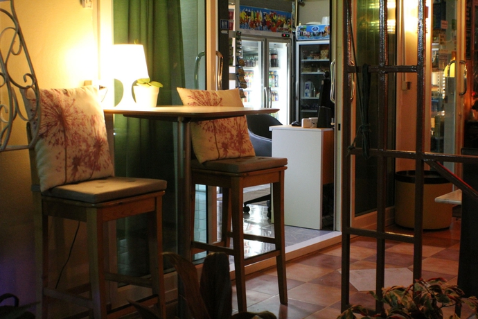 Imagen de los exteriores del Hotel Aromdee Apartment. Foto 15