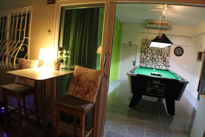 Imagen del bar/restaurante del Hotel Aromdee Apartment. Foto 6