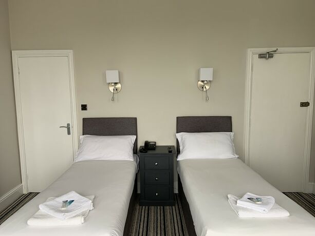 Imagen de la habitación del Hotel Arona Guest. Foto 20