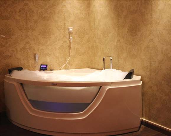 Imagen de la habitación del Hotel Aronani. Foto 4