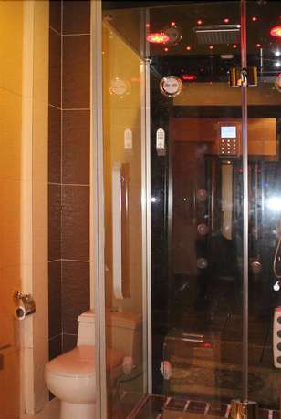 Imagen de la habitación del Hotel Aronani. Foto 6